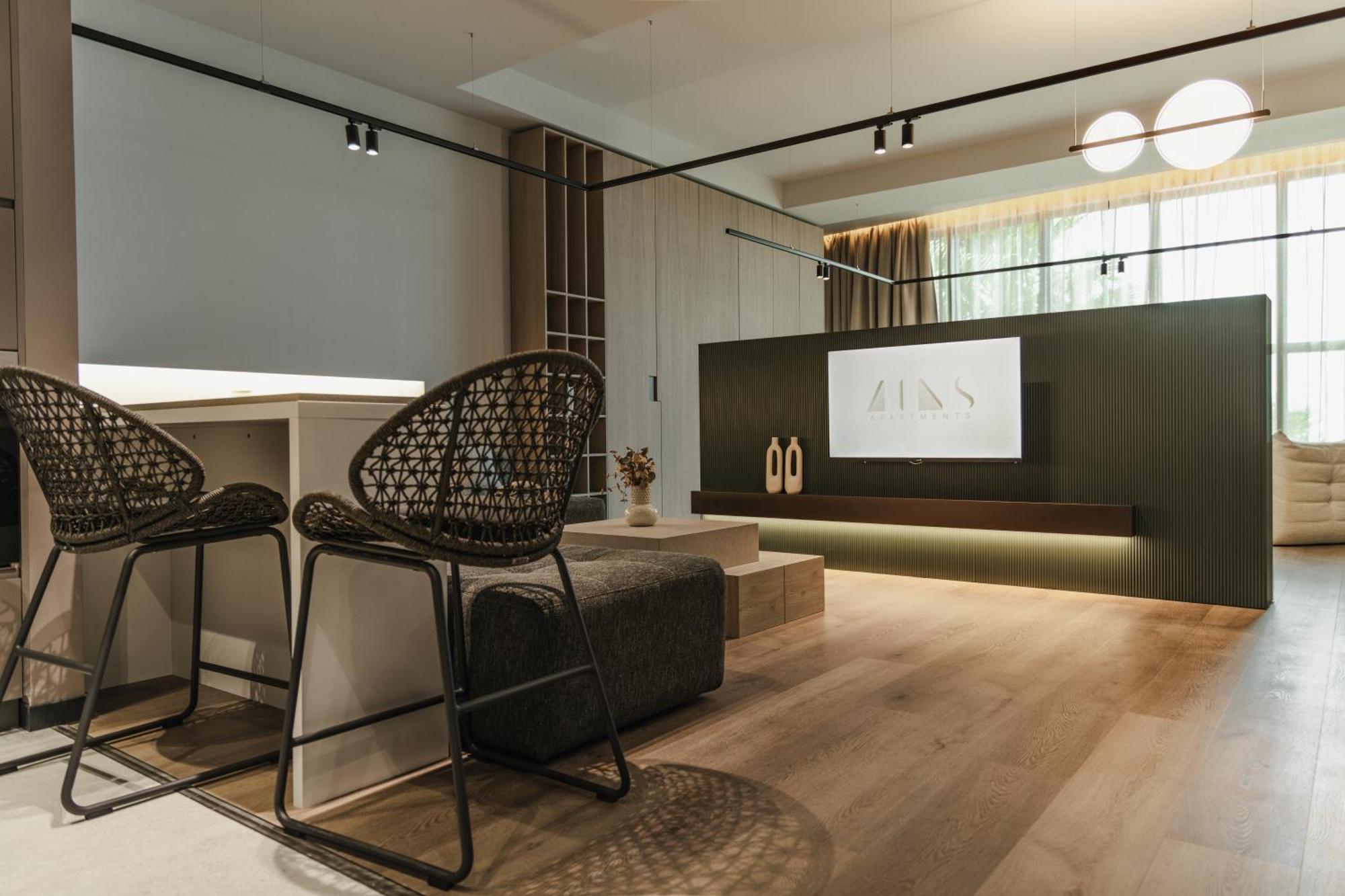 Zins Luxury Apartment