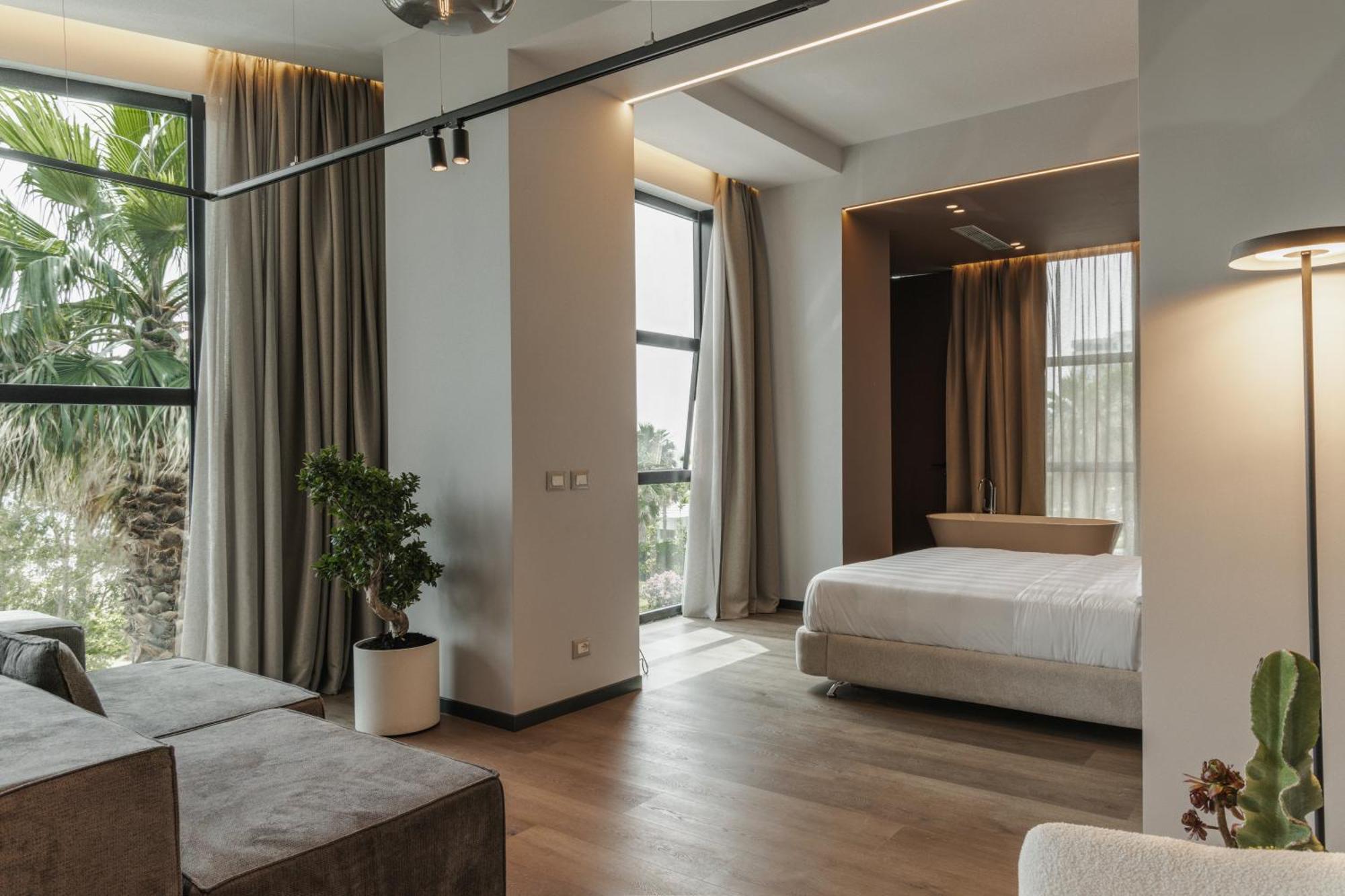 Zins Luxury Apartment