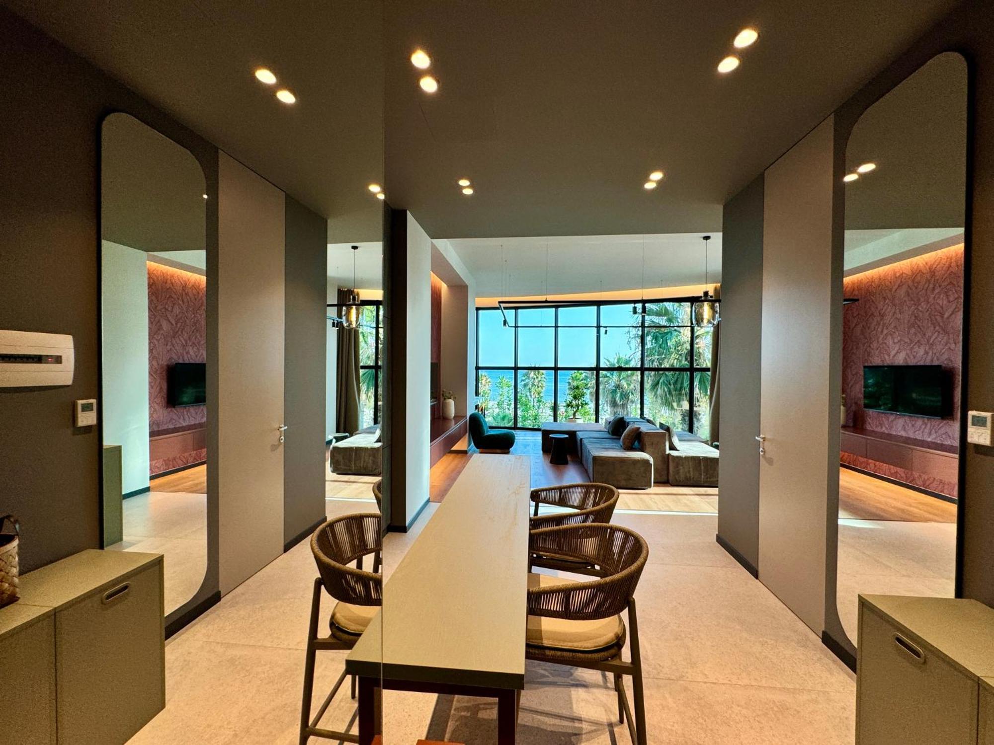 Zins Luxury Apartment